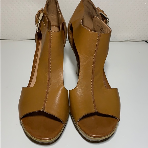 Sofft heels - Picture 1 of 9